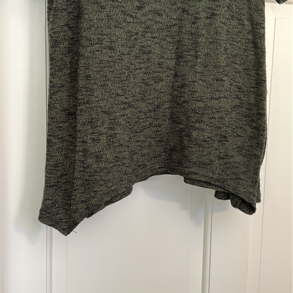 Olive Black Handkerchief Knit Top Oversized Short Sleeve Fits Large - Picture 2 of 7